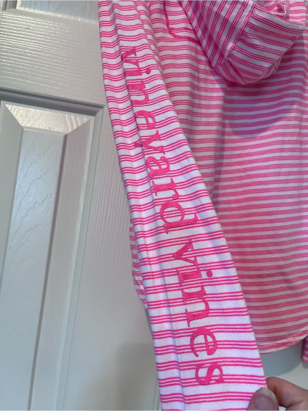Vineyard Vines Girls size M Striped Pink Hooded Pullover with Kangaroo Pocket - Picture 7 of 9